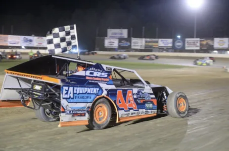 Hess double dips Saturday at Stateline